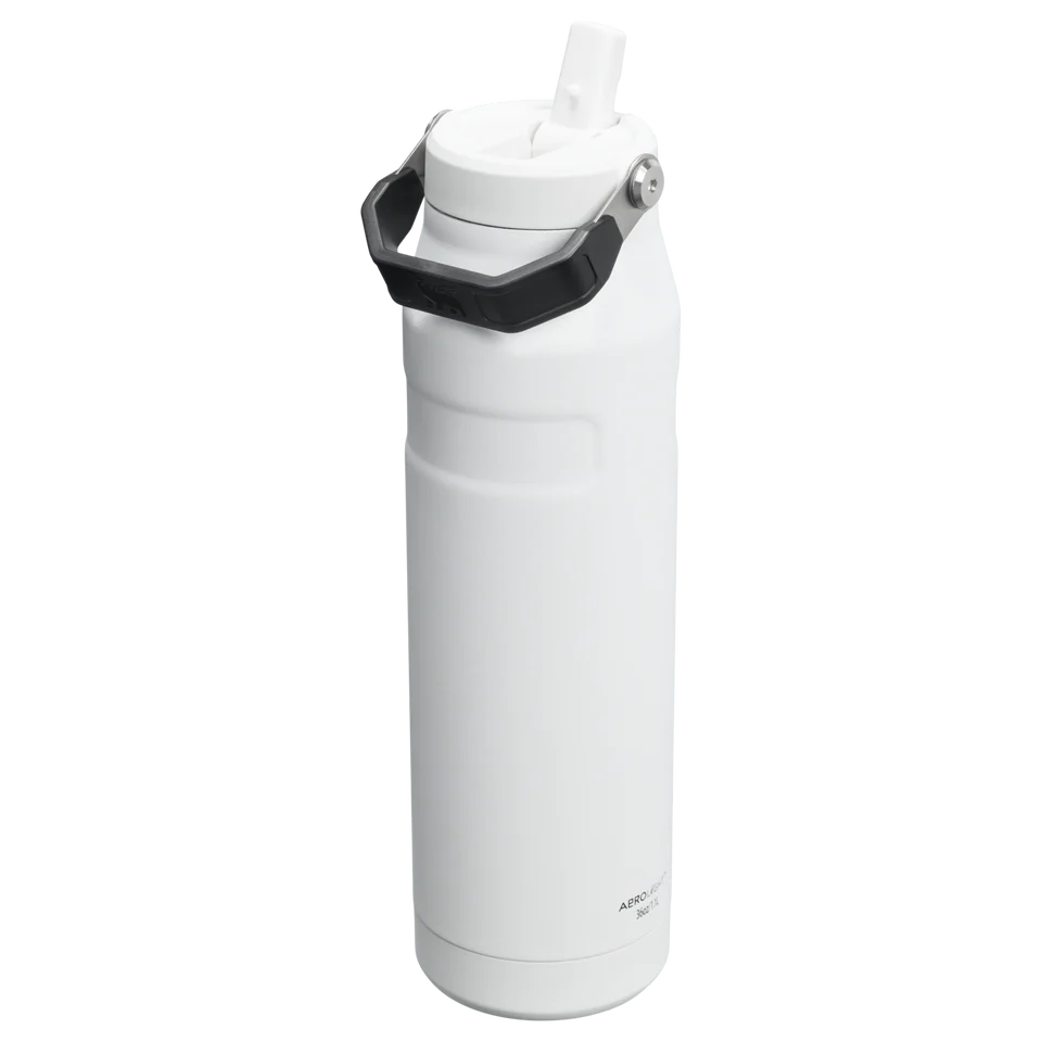 The IceFlow Flip Straw 2.0 (0.71 L) Chalk