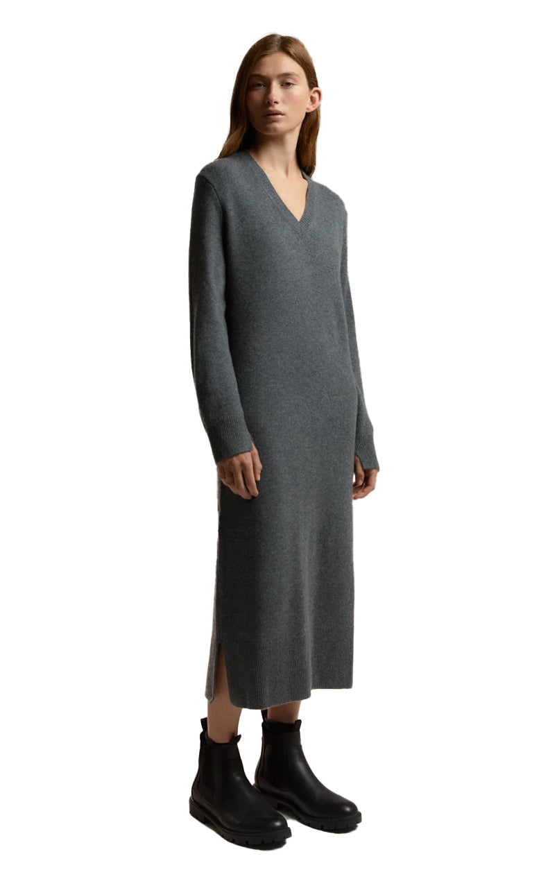 CLOSAALF KNIT WOMAN