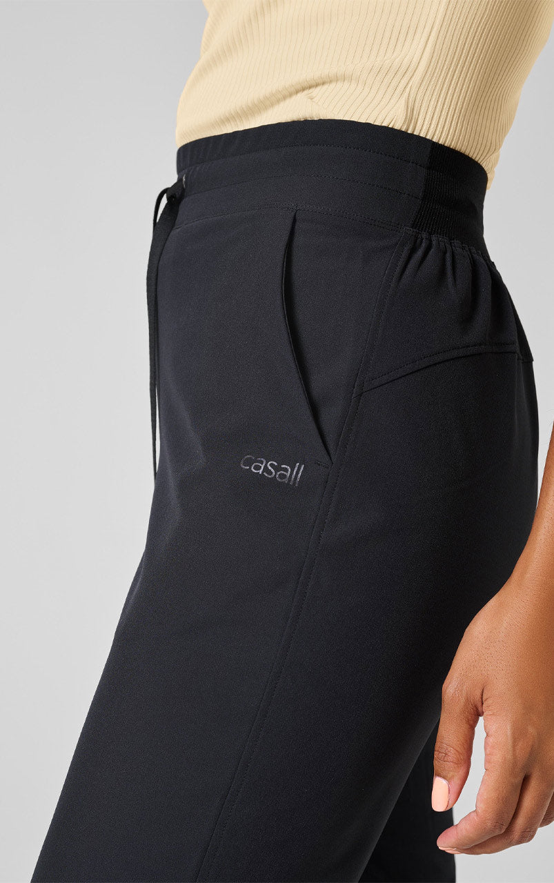 Ease High Waist Woven Pants Black