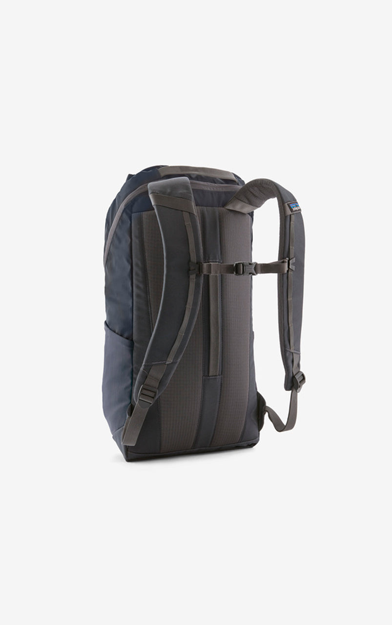 Black Hole Pack 25L Smolder Blue