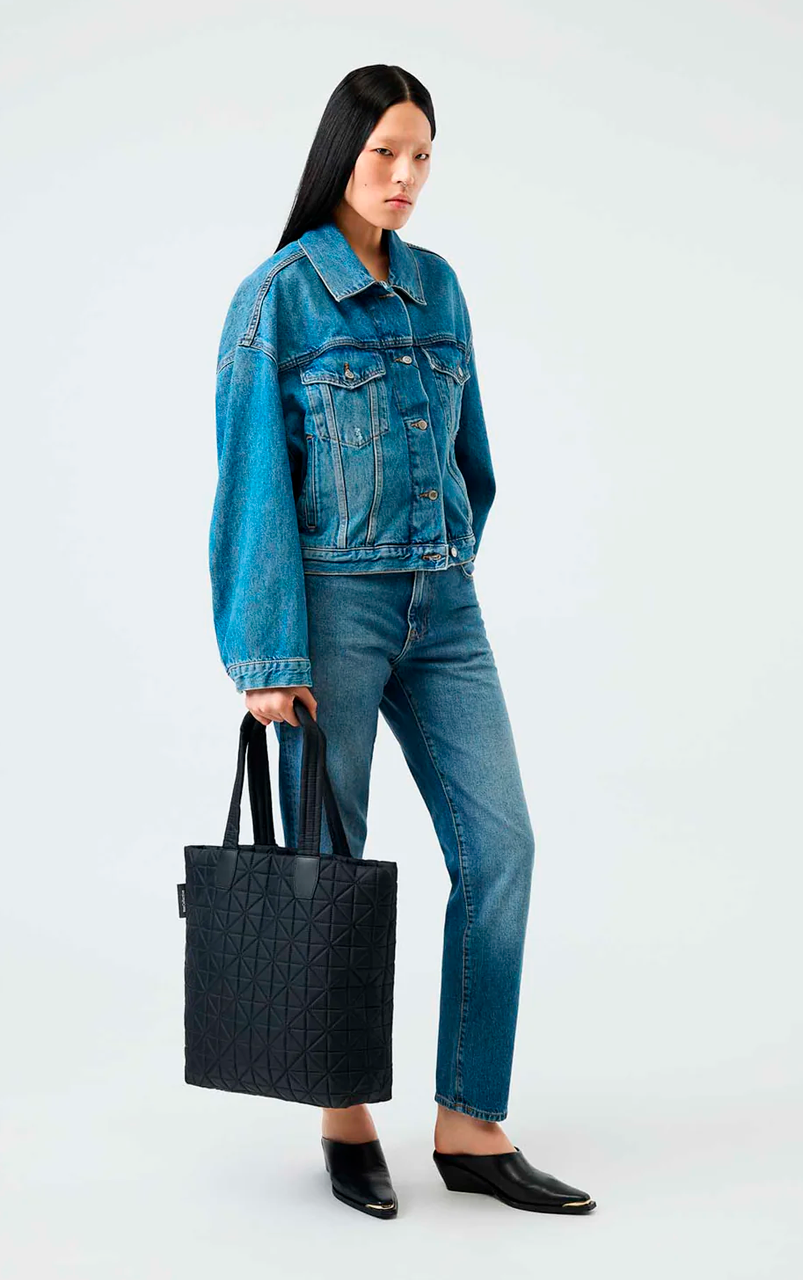 VEE SHOPPER BLACK