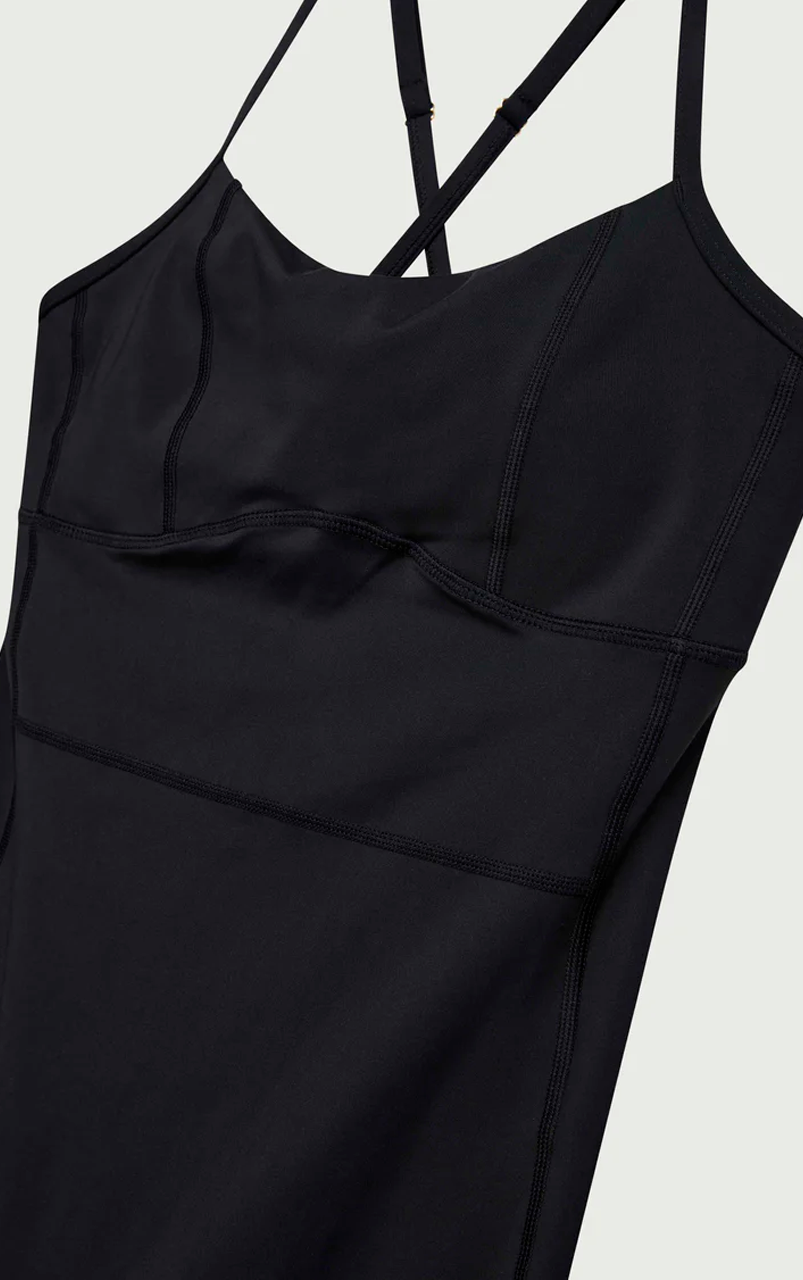 DAY	ONE ONEPIECE BLACK