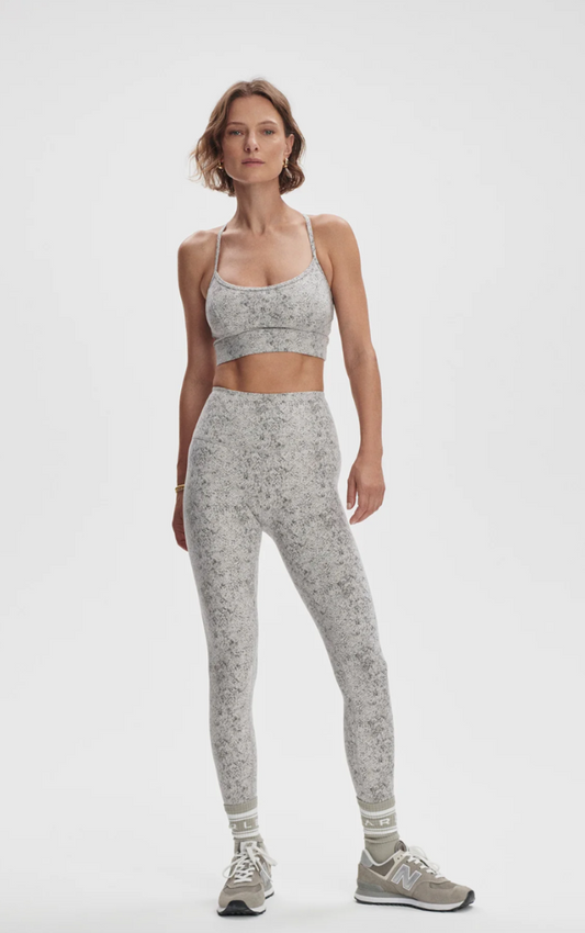 move super high legging 25 ivory textured snake