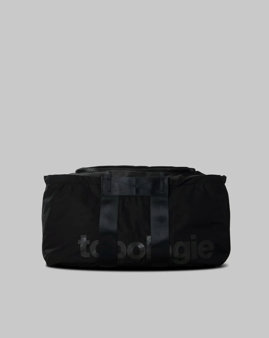 SUMMIT DUFFLE MEDIUM BLACK TECH SATEEN