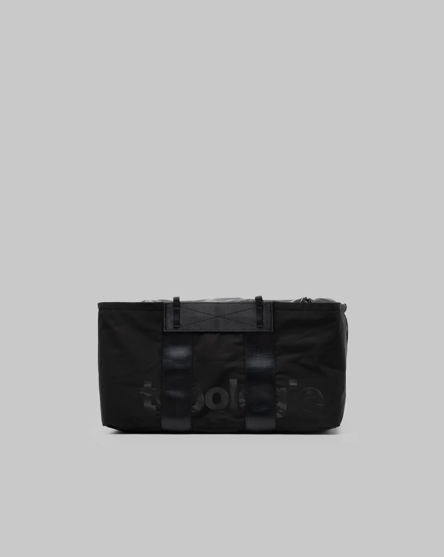 SUMMIT DUFFLE MEDIUM BLACK TECH SATEEN