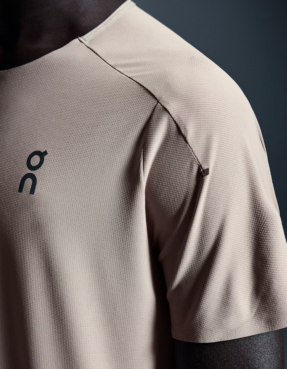 Performance-T Men Cinder | Silver