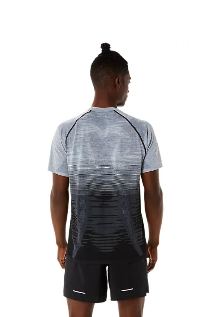 SEAMLESS SS TOP PERFORMANCE BLACK/CARRIER GREY