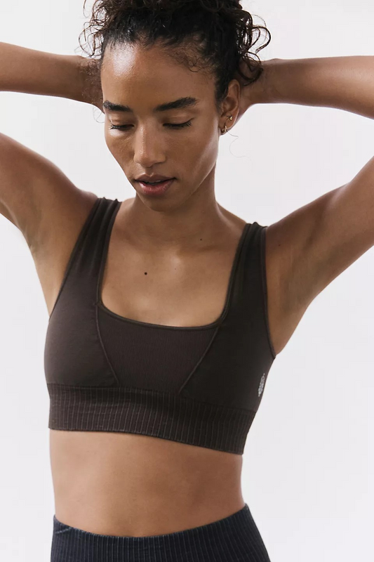SQUARE NECK GOOD KARMA BRA / BLACKBERRY