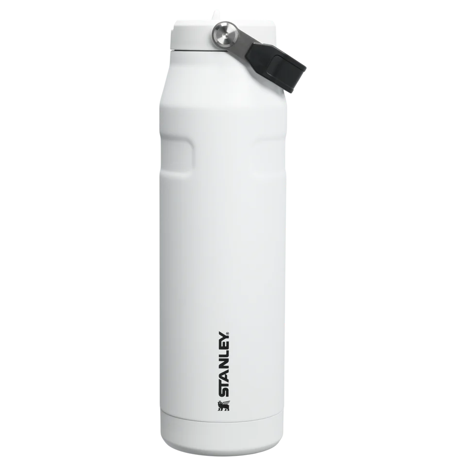 The IceFlow Flip Straw 2.0 (0.71 L) Chalk