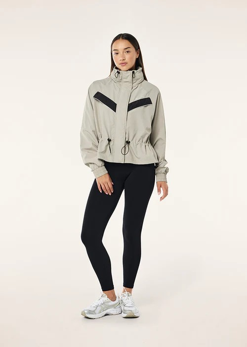 SHELTER JACKET BISCUIT