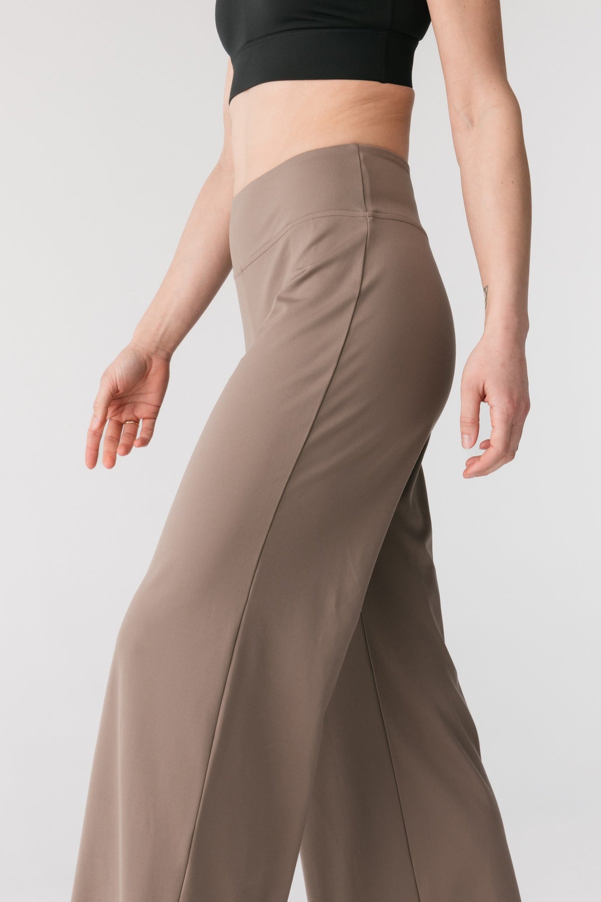 Jada Straight Leg Pant Falcon
