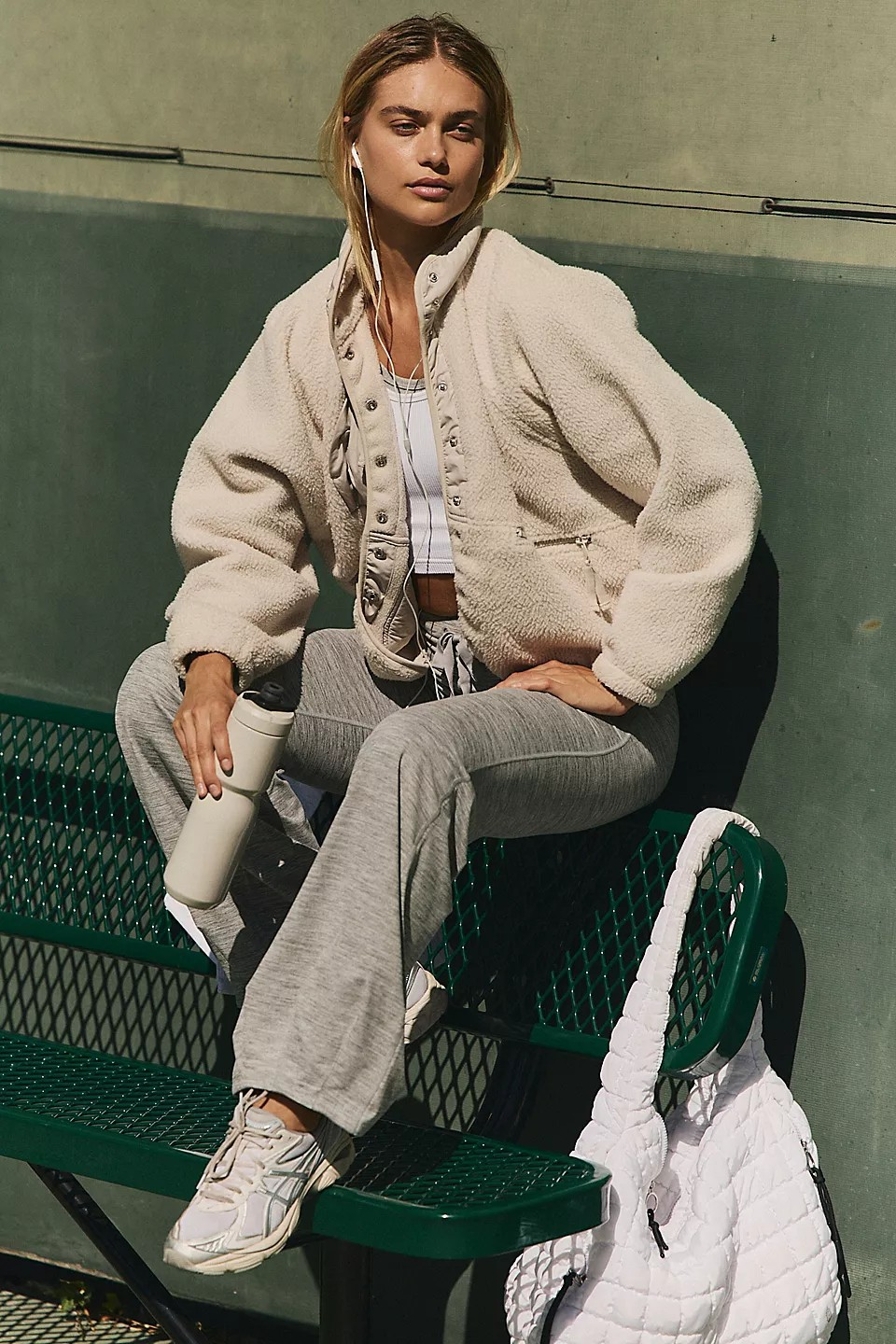 HIT THE SLOPES JACKET / LIGHT SAND