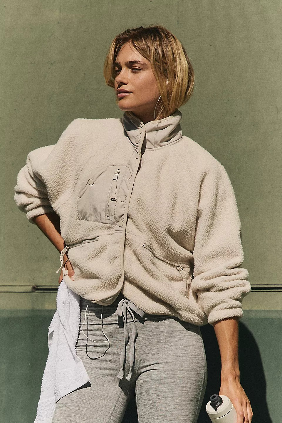 HIT THE SLOPES JACKET / LIGHT SAND