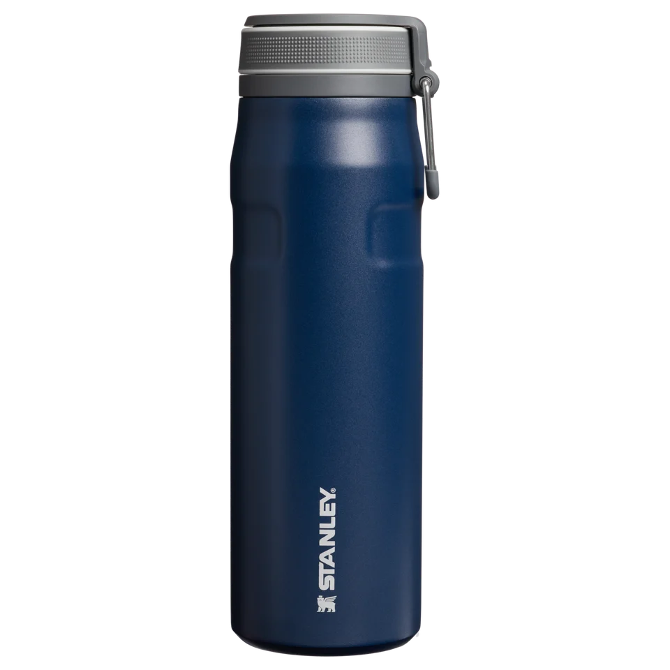 The IceFlow Twist Flip Bottle Dark Navy 0.71L