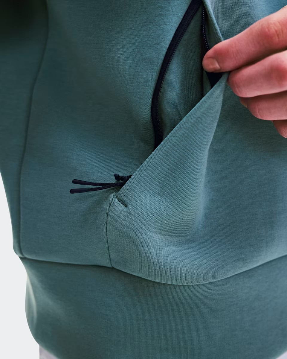 Focus Tech Hoodie Men Agave