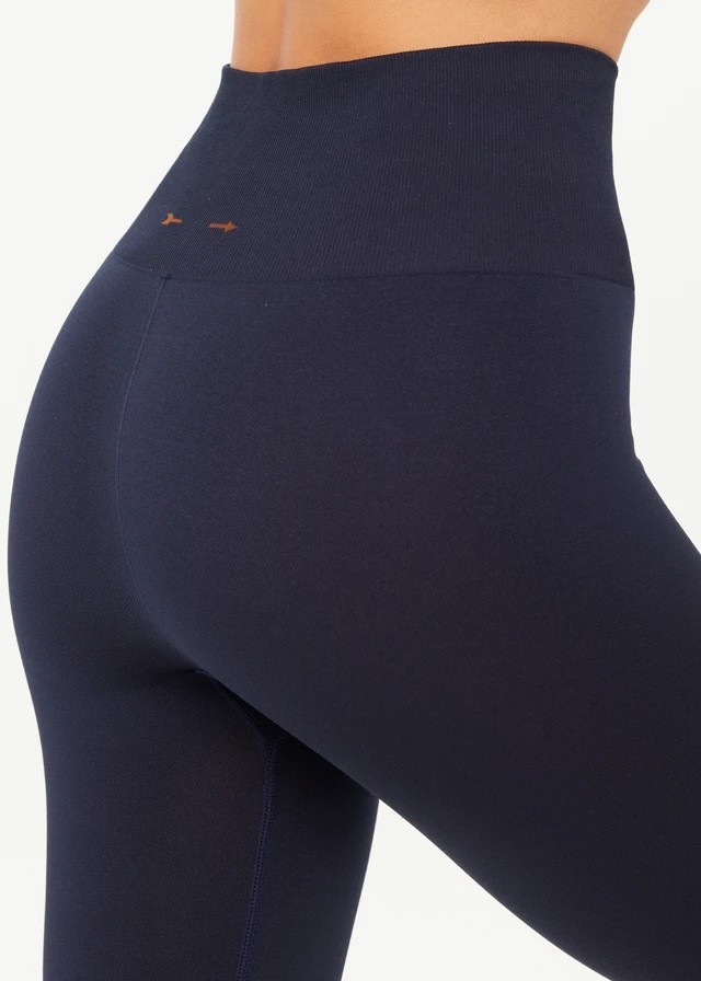 FORM SEAMLESS 25IN MIDI PANT NAVY