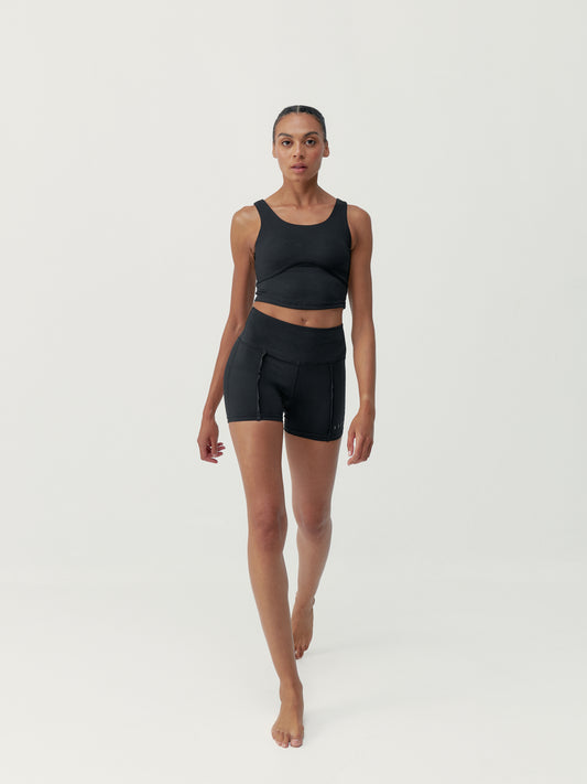 Short Sayani Black