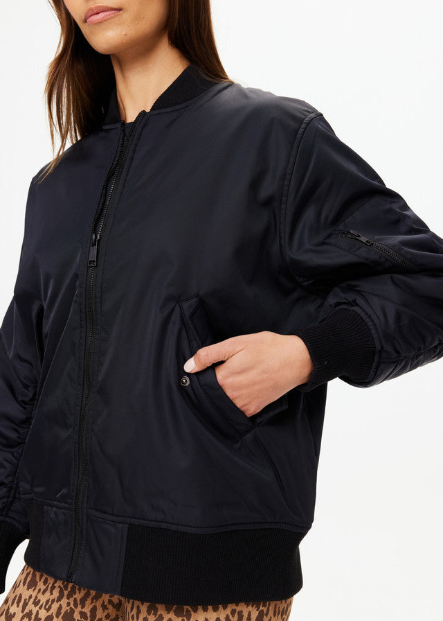 TRIBUTE BOMBER JACKET BLACK