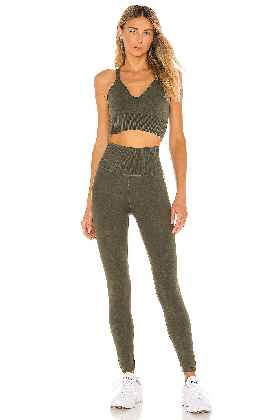 GOOD KARMA LEGGING / MOSS