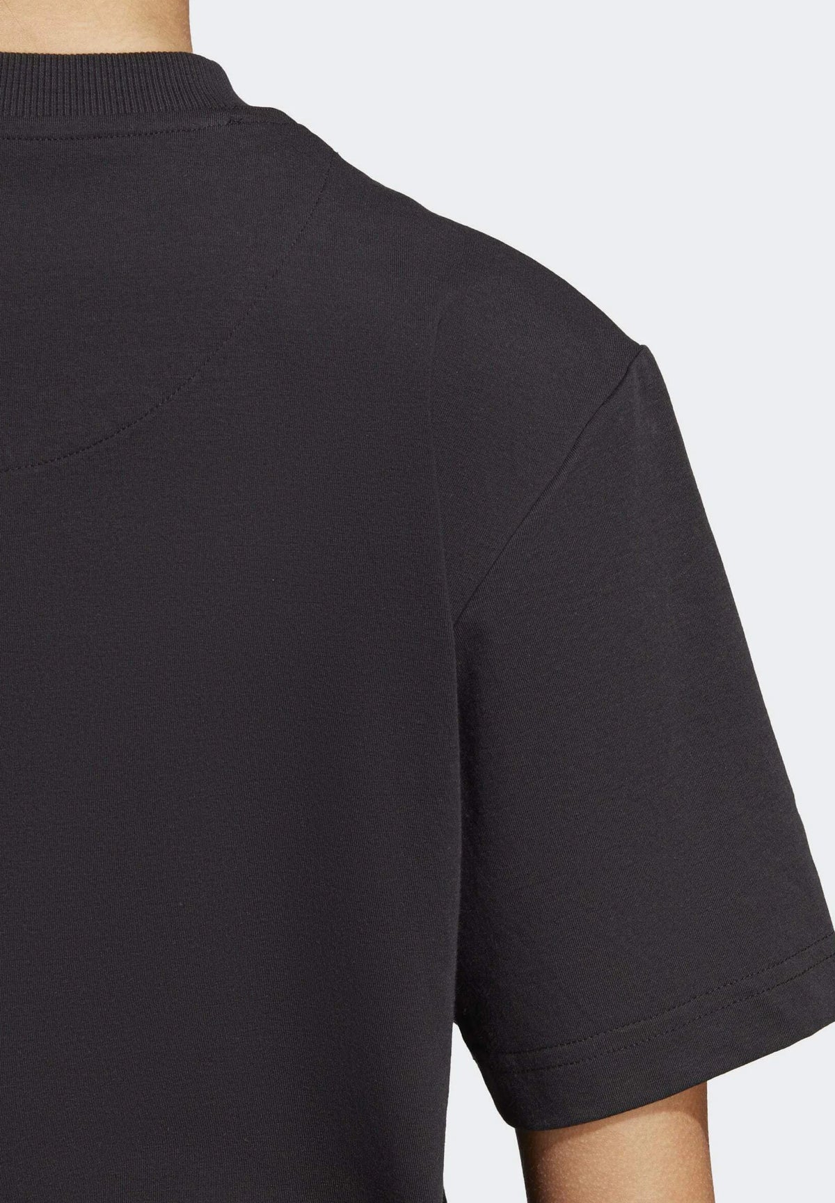 aSMC REGL TEE BLACK