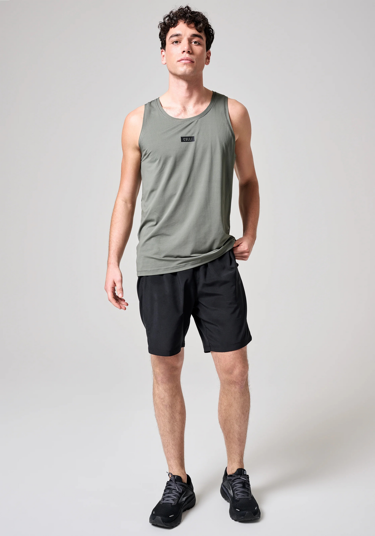 M Essentials Training Shorts Black