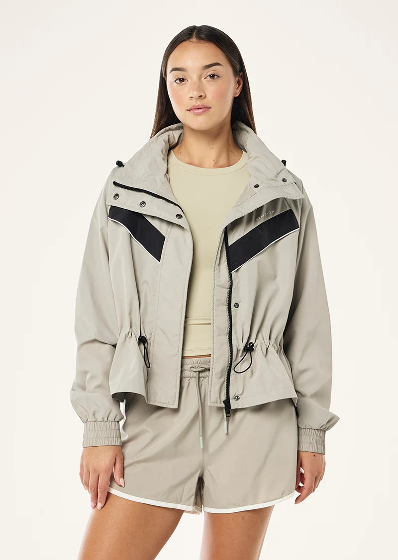 SHELTER JACKET BISCUIT