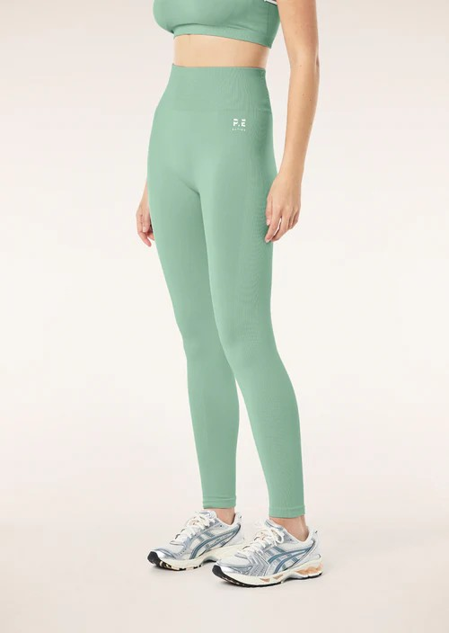 RESTORE SEAMLESS LEGGING BASIL