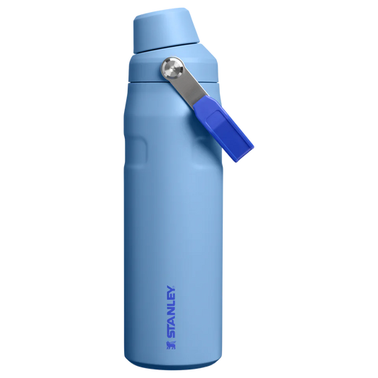 The IceFlow Fast Flow Bottle (0.71 L) Blue Sky