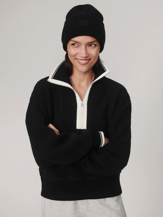 anika half zip fleece black