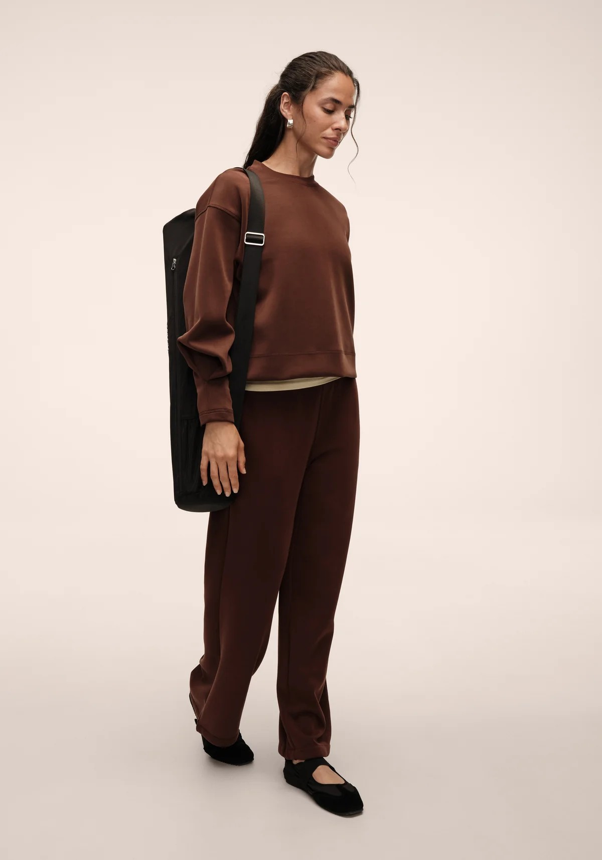 Peachy Crew Neck Dark Brown