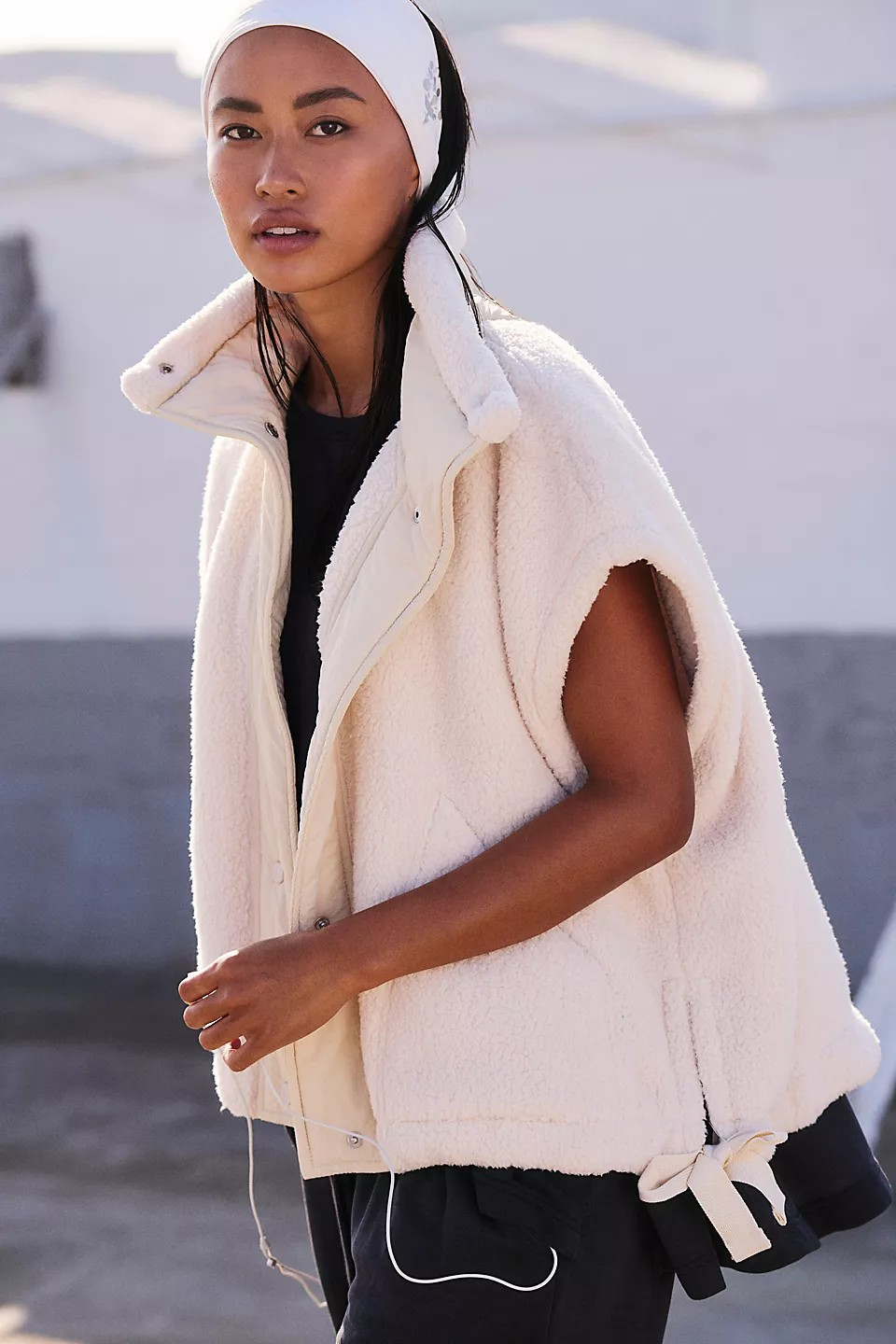 SCOUT IT OUT VEST / IVORY