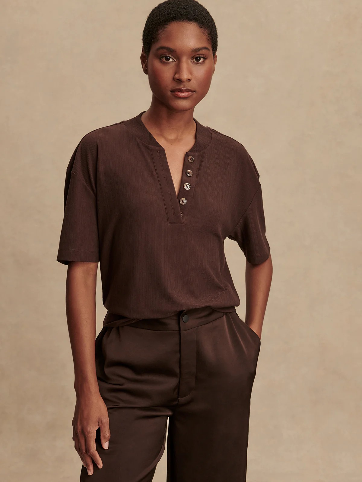 kasey mock placket rib tee coffee bean