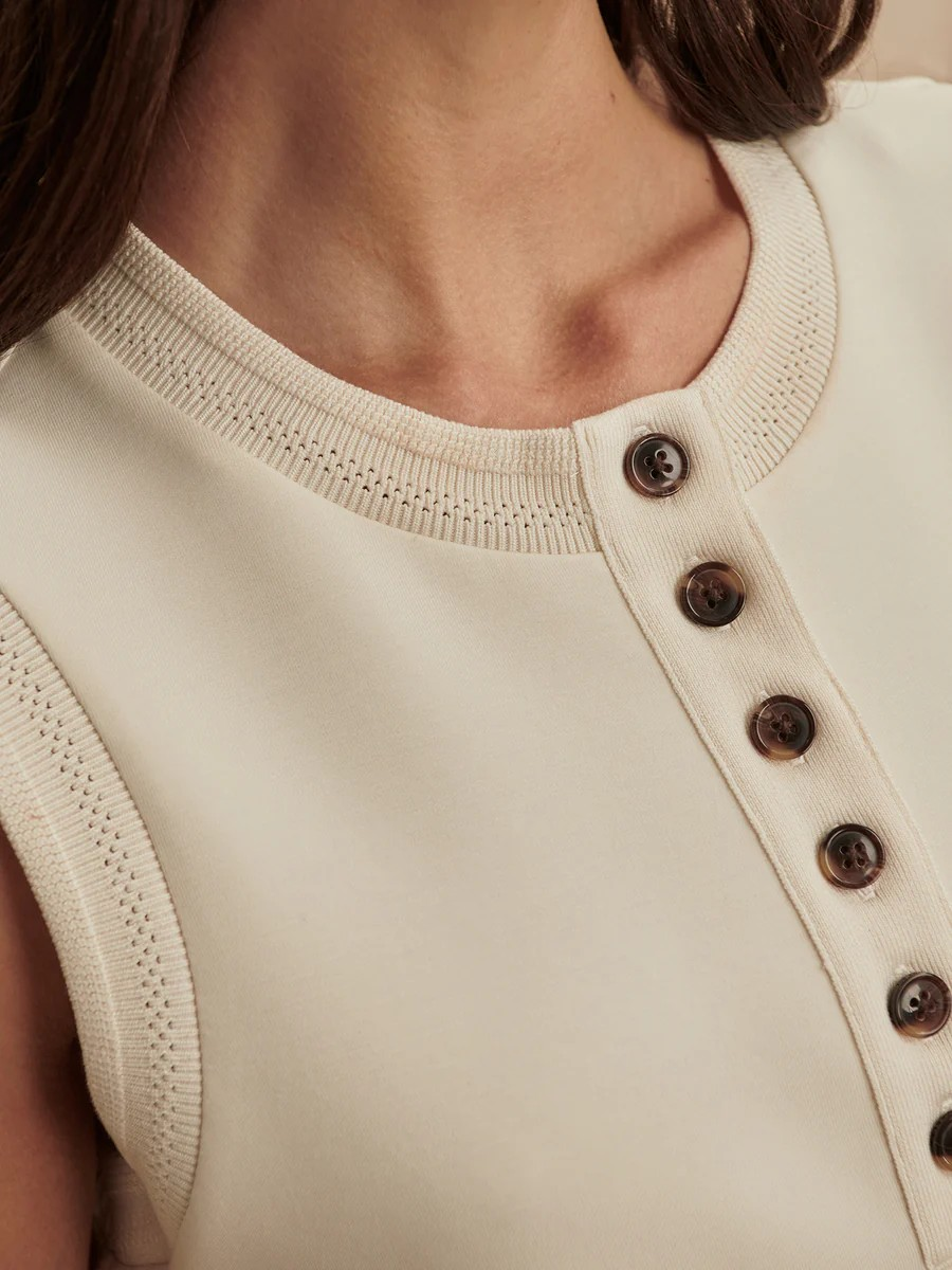 marla button placket tank pristine