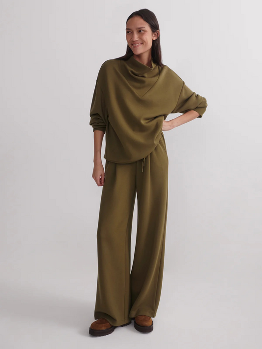 the extra wide leg pant 29.5 military olive