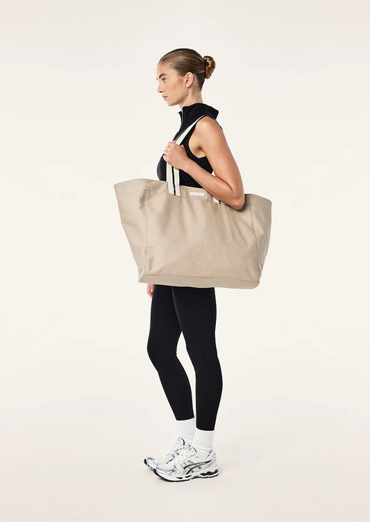 EASTSIDE TOTE OXFORD TAN